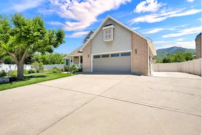 4792 Glasmann Way, South Ogden, UT 84403 - Photo 6