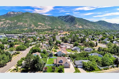 4792 Glasmann Way, South Ogden, UT 84403 - Photo 16