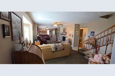 1398 N Oakridge Dr, Centerville, UT 84014 - Photo 18