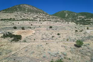 1398 N Oakridge Dr, Centerville, UT 84014 - Photo 56