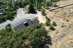 1398 N Oakridge Dr, Centerville, UT 84014 - Photo 46