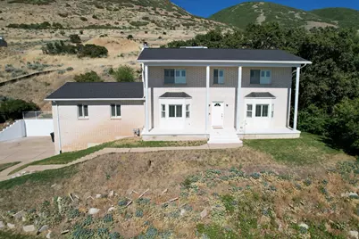 1398 N Oakridge Dr, Centerville, UT 84014 - Photo 42