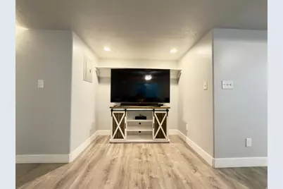 717 S 1100 E, Pleasant Grove, UT 84062 - Photo 30