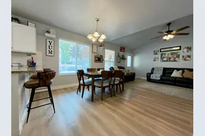 717 S 1100 E, Pleasant Grove, UT 84062 - Photo 4