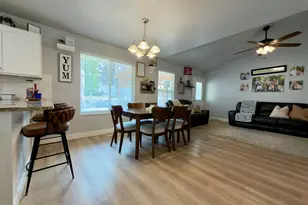 717 S 1100 E, Pleasant Grove, UT 84062 - Photo 4