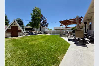 717 S 1100 E, Pleasant Grove, UT 84062 - Photo 42