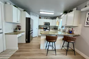 717 S 1100 E, Pleasant Grove, UT 84062 - Photo 2