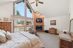 12144 S Mountain Shadow Rd E, Sandy, UT 84092 - Photo 30