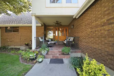 12144 S Mountain Shadow Rd E, Sandy, UT 84092 - Photo 8