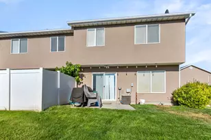 182 W Savannah Ln, Harrisville, UT 84414 - Photo 22