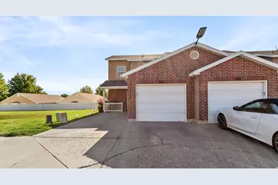 182 W Savannah Ln, Harrisville, UT 84414 - Photo 2