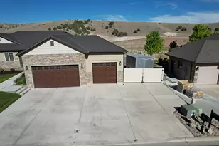 1134 S Vista Ridge Dr W, Santaquin, UT 84655 - Photo 4