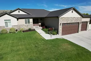 1134 S Vista Ridge Dr W, Santaquin, UT 84655 - Photo 2