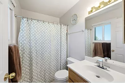 1228 E 3225 N, Layton, UT 84040 - Photo 18