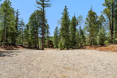 570 N Skyline Cir, Duck Creek Village, UT 84762 - Photo 4