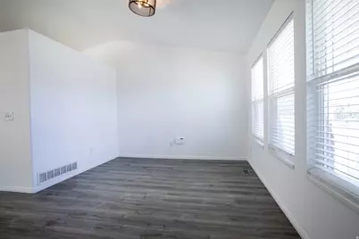 3051 S Waterleaf Way W, West Valley, UT 84128 - Photo 10