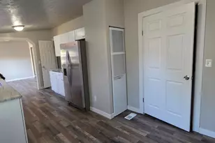 13275 S Minuteman Dr, Draper, UT 84020 - Photo 6