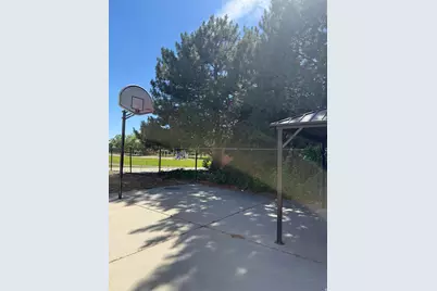 9892 S Roseboro Rd E, Sandy, UT 84092 - Photo 42