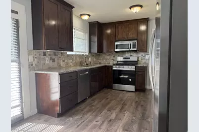 9892 S Roseboro Rd E, Sandy, UT 84092 - Photo 12