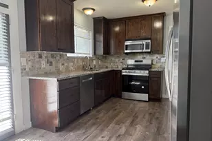 9892 S Roseboro Rd E, Sandy, UT 84092 - Photo 12