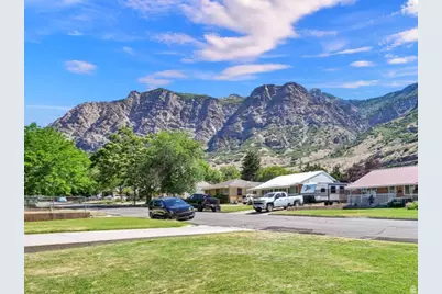 751 N Robins Ave E, Ogden, UT 84404 - Photo 4