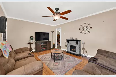 751 N Robins Ave E, Ogden, UT 84404 - Photo 8