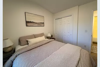 9457 S Hidden Point Dr W, Sandy, UT 84070 - Photo 18