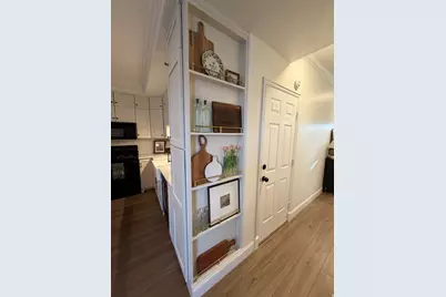 9457 S Hidden Point Dr W, Sandy, UT 84070 - Photo 8