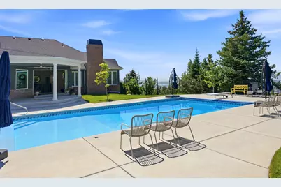 1756 S Stone Hollow Dr, Bountiful, UT 84010 - Photo 40