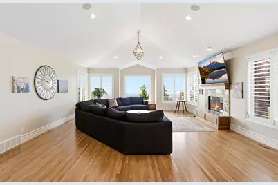1756 S Stone Hollow Dr, Bountiful, UT 84010 - Photo 18