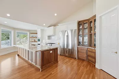 1756 S Stone Hollow Dr, Bountiful, UT 84010 - Photo 4