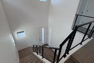 259 W Fushion Ln, Draper, UT 84020 - Photo 10