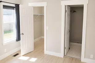 8651 S Harvard Park Dr, Sandy, UT 84094 - Photo 38
