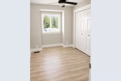 8651 S Harvard Park Dr, Sandy, UT 84094 - Photo 34