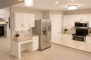 8651 S Harvard Park Dr, Sandy, UT 84094 - Photo 16