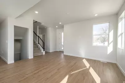 227 W Waterstone Cir #6, Murray, UT 84107 - Photo 2
