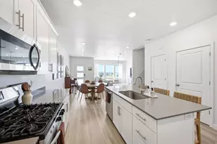 969 W Sunspear Dr, Saratoga Springs, UT 84045 - Photo 10