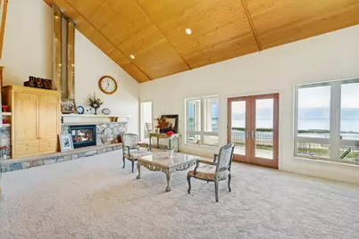 1064 S Waterside Dr, Saratoga Springs, UT 84045 - Photo 12