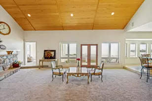 1064 S Waterside Dr, Saratoga Springs, UT 84045 - Photo 14