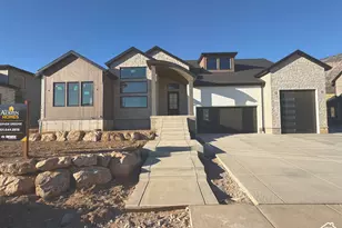 1290 W Caribou Ct, Pleasant View, UT 84414 - Photo 2