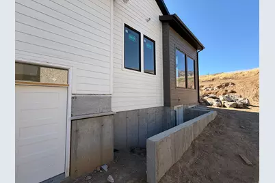 1290 W Caribou Ct, Pleasant View, UT 84414 - Photo 22