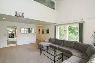 2074 E Michigan Ave, Salt Lake City, UT 84108 - Photo 12
