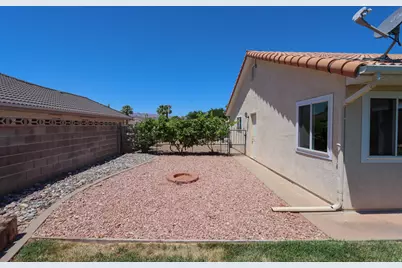 1740 Tamarisk Dr, Santa Clara, UT 84765 - Photo 66