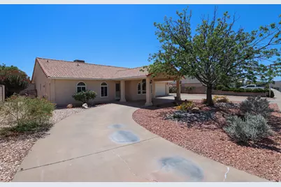 1740 Tamarisk Dr, Santa Clara, UT 84765 - Photo 2