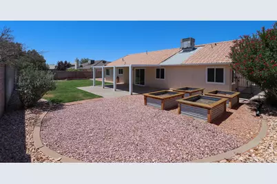 1740 Tamarisk Dr, Santa Clara, UT 84765 - Photo 76