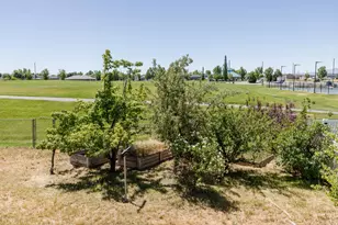4227 W 5600 S, Roy, UT 84067 - Photo 24