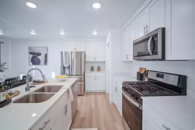1635 E Indigo Loop, Layton, UT 84040 - Photo 4
