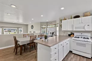 2561 W 1650 N, Lehi, UT 84043 - Photo 10