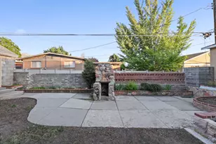 2180 E 2700 S, Salt Lake City, UT 84109 - Photo 26