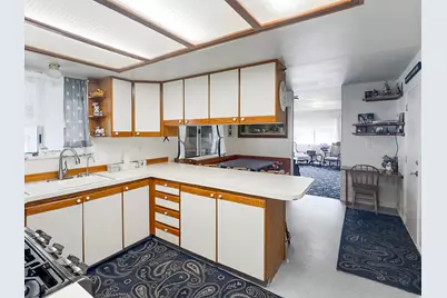 193 E 200 N, Kamas, UT 84036 - Photo 16
